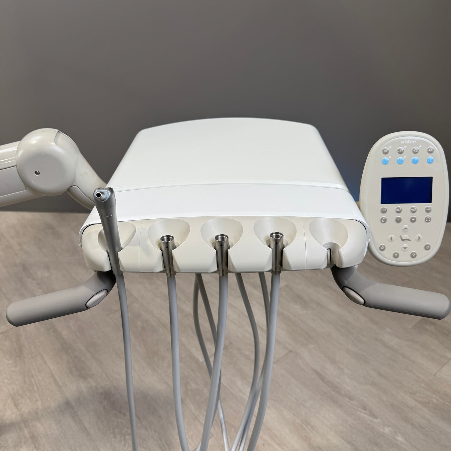 A‑dec 511R/532R Dental Chair Package