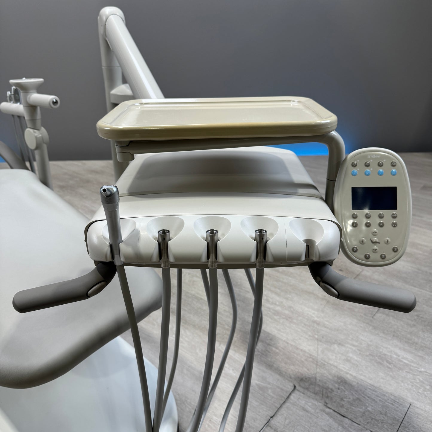 A‑dec 511R/532R Dental Chair Package