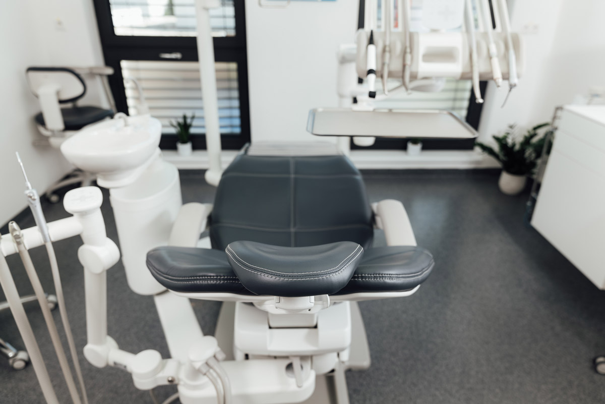 Dental operatory in Svarc clinic in Slovakia with A-dec dental chair